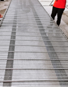 Aangepaste Voedselrang 304 SS de Verbinding van Draadmesh conveyor belt metal chain