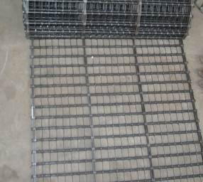 Transportband van voedsel de industriële Vlakke Flex Wire Extruded Steel Mesh voor Broodbaksel