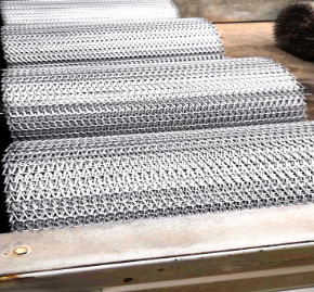 Aangepaste Voedselindustrie Diamond Mesh Steel Plate Conveyor Belt
