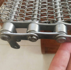 Op zwaar werk berekende Vlakke GI Draad Mesh Food Industry Conveyor Belt